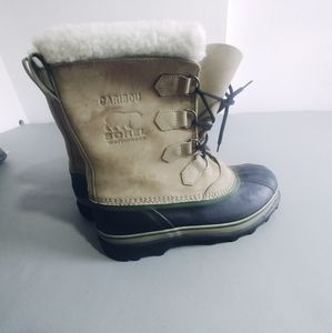 Sorel Mens Winter Boots Size 9.5 Caribou Waterproof Rubber Bottom Faux Fur